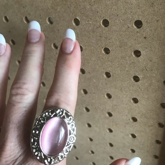Large pink moonstone ring w/silver floral border